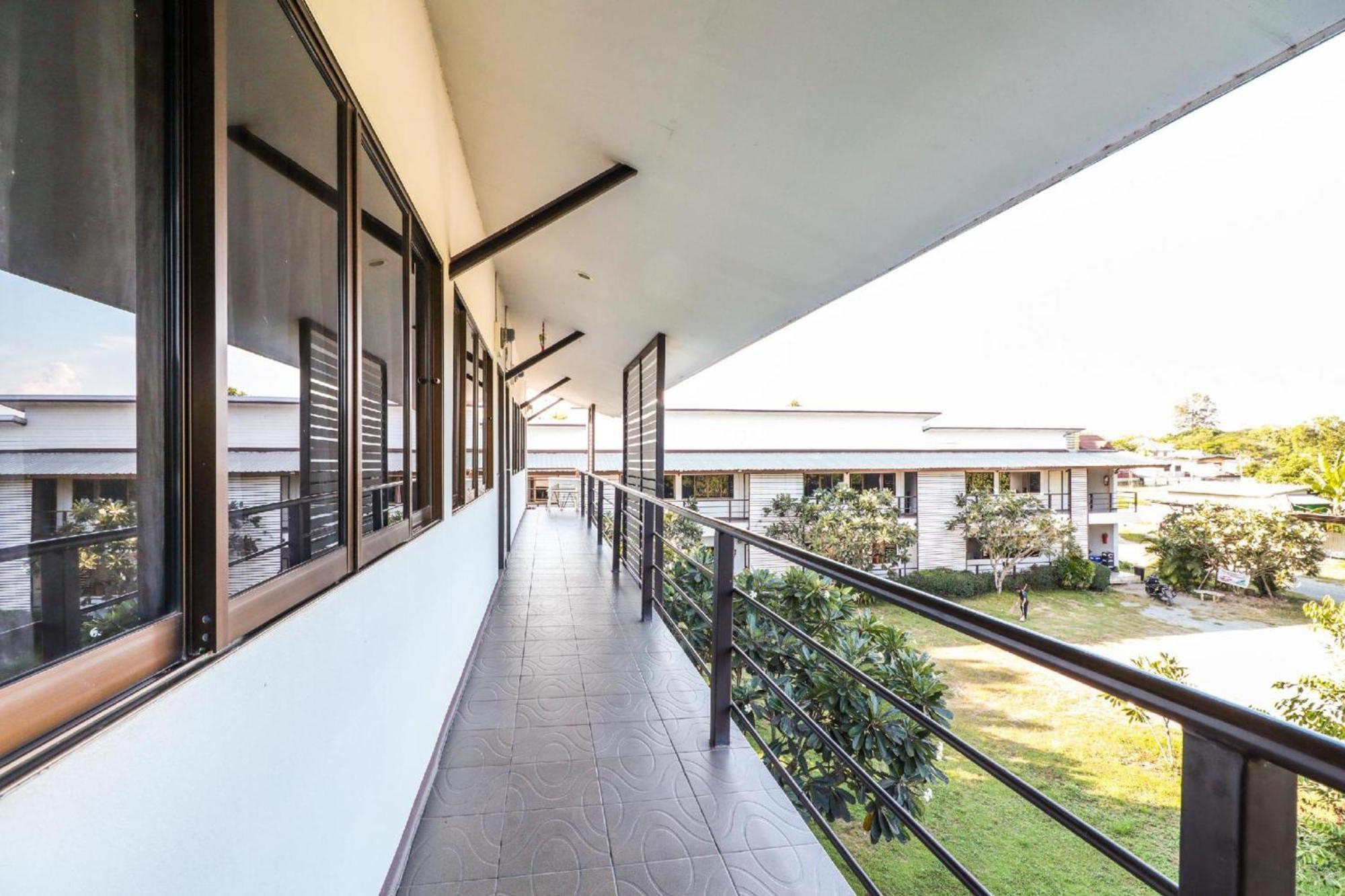 Dnk Baan Suan Hotel Lamphun Exterior photo